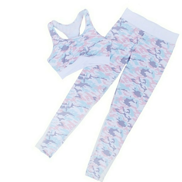 ✔LAST ONE LEFT✔- LT COLOR CAMO w/ MESH SPORT SET - Picture 4 of 8